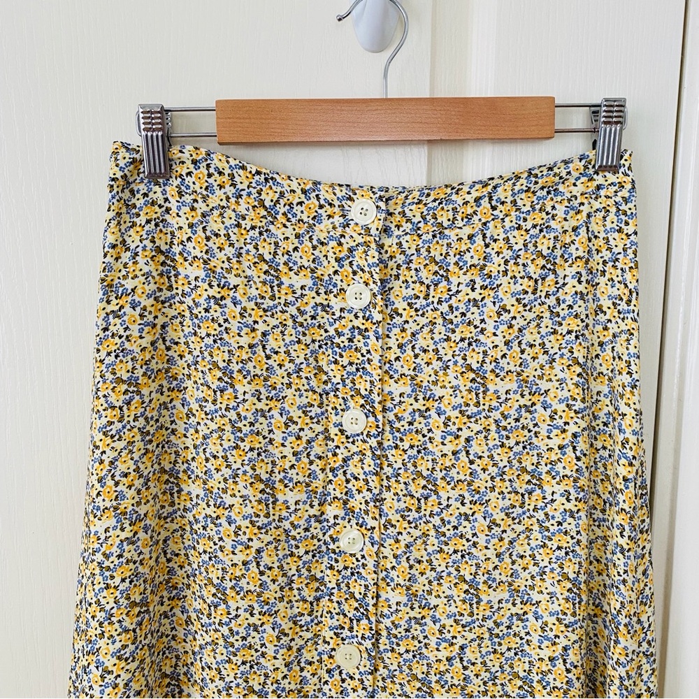 NWOT Gap Yellow Blue Floral A-lined Button Front Maxi Lined Skirt Size 4 - Picture 2 of 9